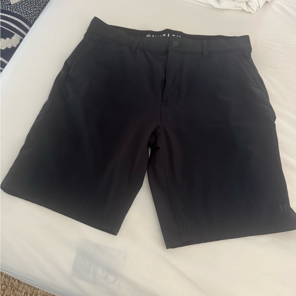 Hurley Men's Black Hybrid Shorts - Picture 1 of 5